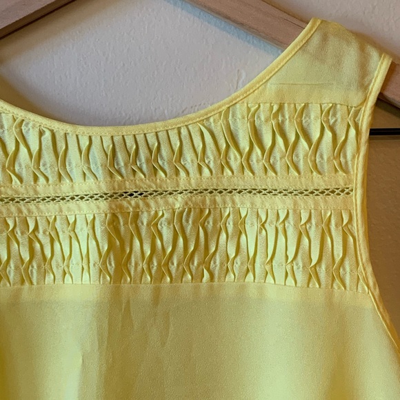 The Limited Smocked Tank/Shell - Picture 3 of 5